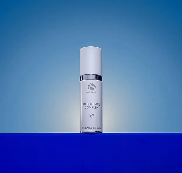 IS CLINICAL Brightening Complex - Image 3